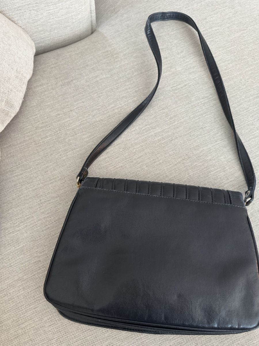 Sacs: Vintage leather bag dark blue  – D'occasion à Zürich par car_68nt 3