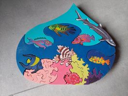 schöne Puzzle mit fisch aus Holz