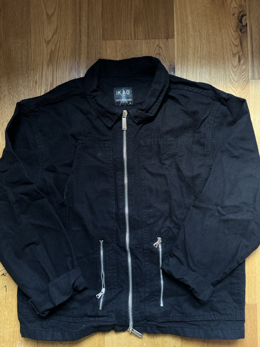 Vestes: Ikao Jacke mit coolen Details – D'occasion à Näfels par nat_y6ms