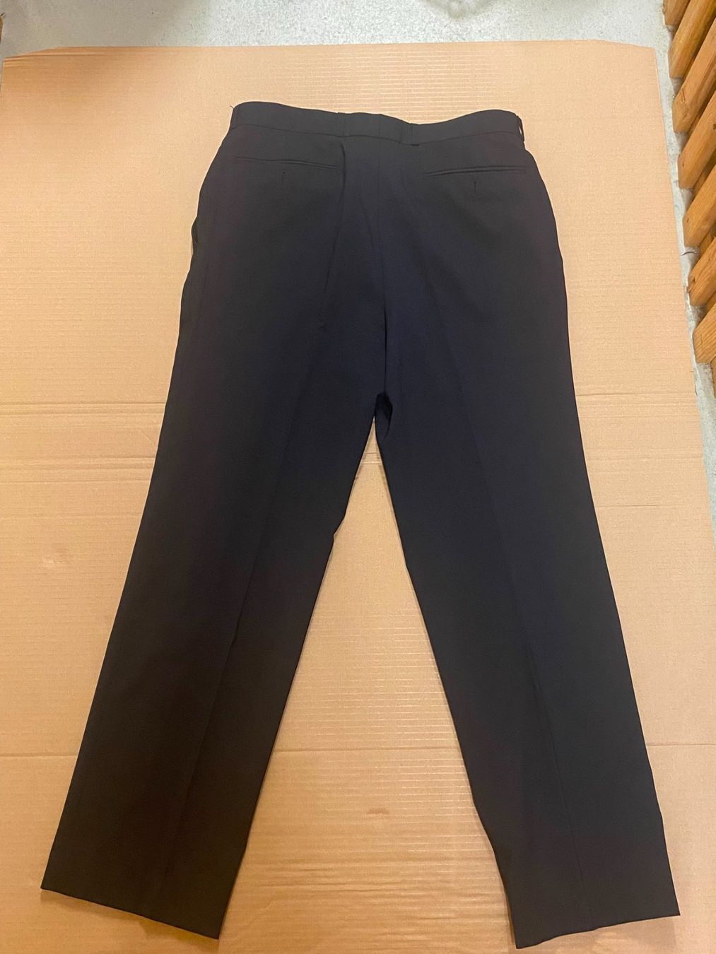 Hosen: Anzugshose Herren PKZ GR.50 – Gebraucht aus Zürich von drummergirl98 1