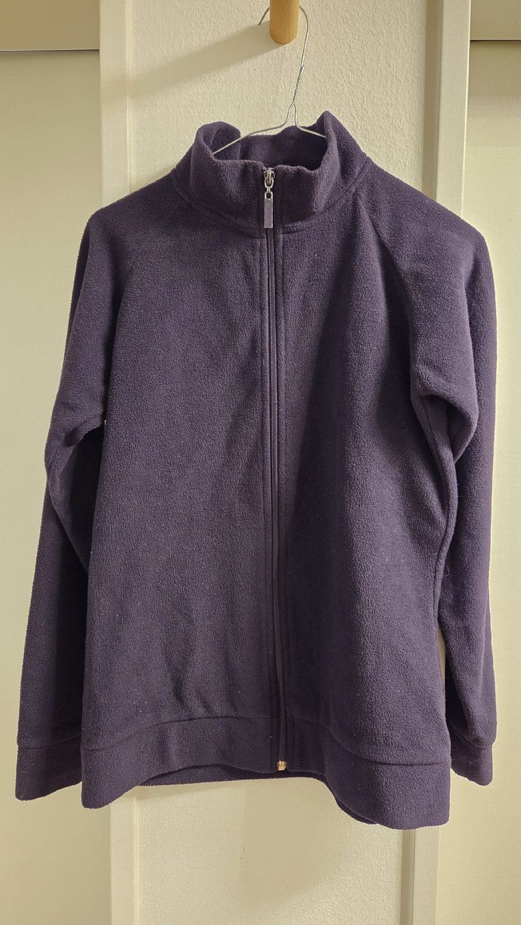 Giacche: Violette Fleecejacke, Grösse M – Usato da Dättwil AG venduto da Mafalda007