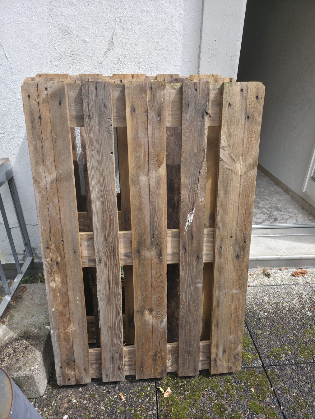 Paletten: 3 Paletten – Gebraucht aus Liebefeld von YasminH01