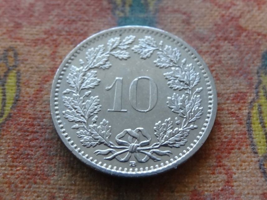Tutti le monete: 10 Rp. 2011   (C) – Usato da Romanel-sur-Lausanne venduto da Swift13 1