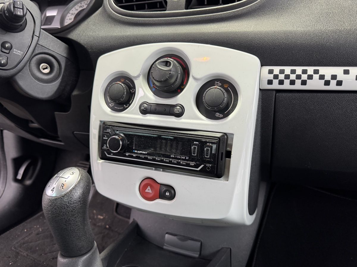 Renault Automobili: Renault Clio 1.2 16V t – Usato da Regensdorf venduto da NSC2883444 4