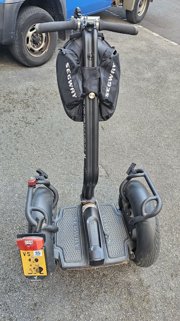 Elektromobile: Segway PT i2 – Gebraucht aus Brig von sch_dny7 1