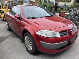 Renault Mégane 2.0 16V ab 900.-