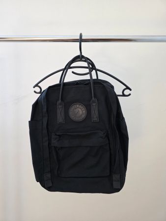 Schwarzer Rucksack 18l Fjällräven Kanken