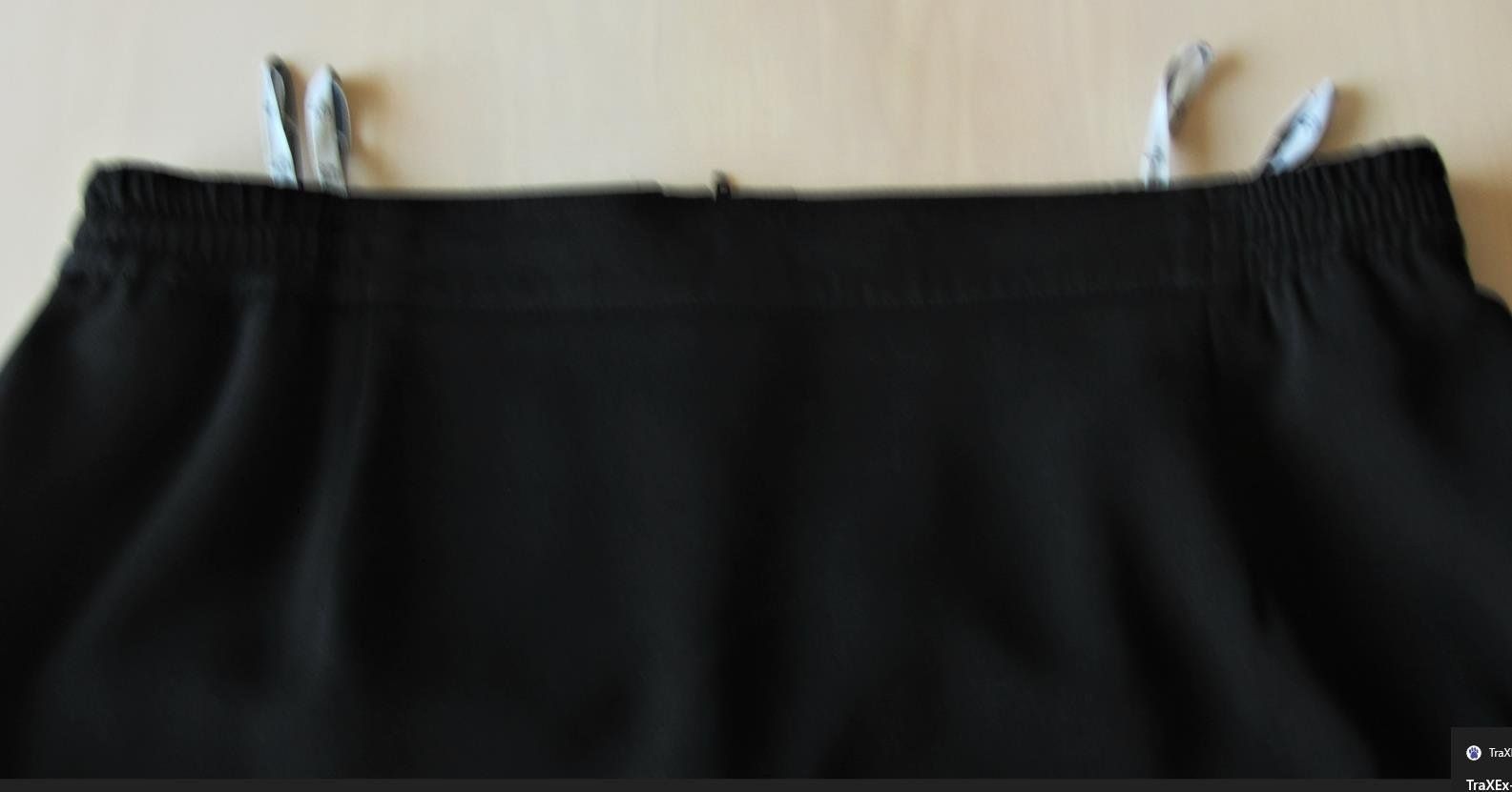 Costumi: Jacke und Jupe, Gr. 48, schwarz – Usato da Russikon venduto da Pebblybeach 5