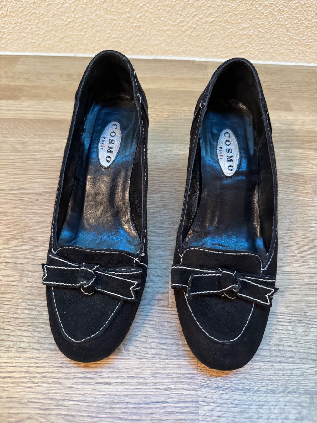 Chaussures femmes: Cosmo - Escarpins en daim – D'occasion à Zürich par odi_ldv8