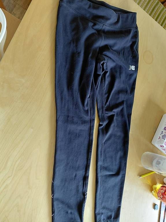 Pantaloni: Trainerhose gr. S – Usato da Ostermundigen venduto da sta_vl6d