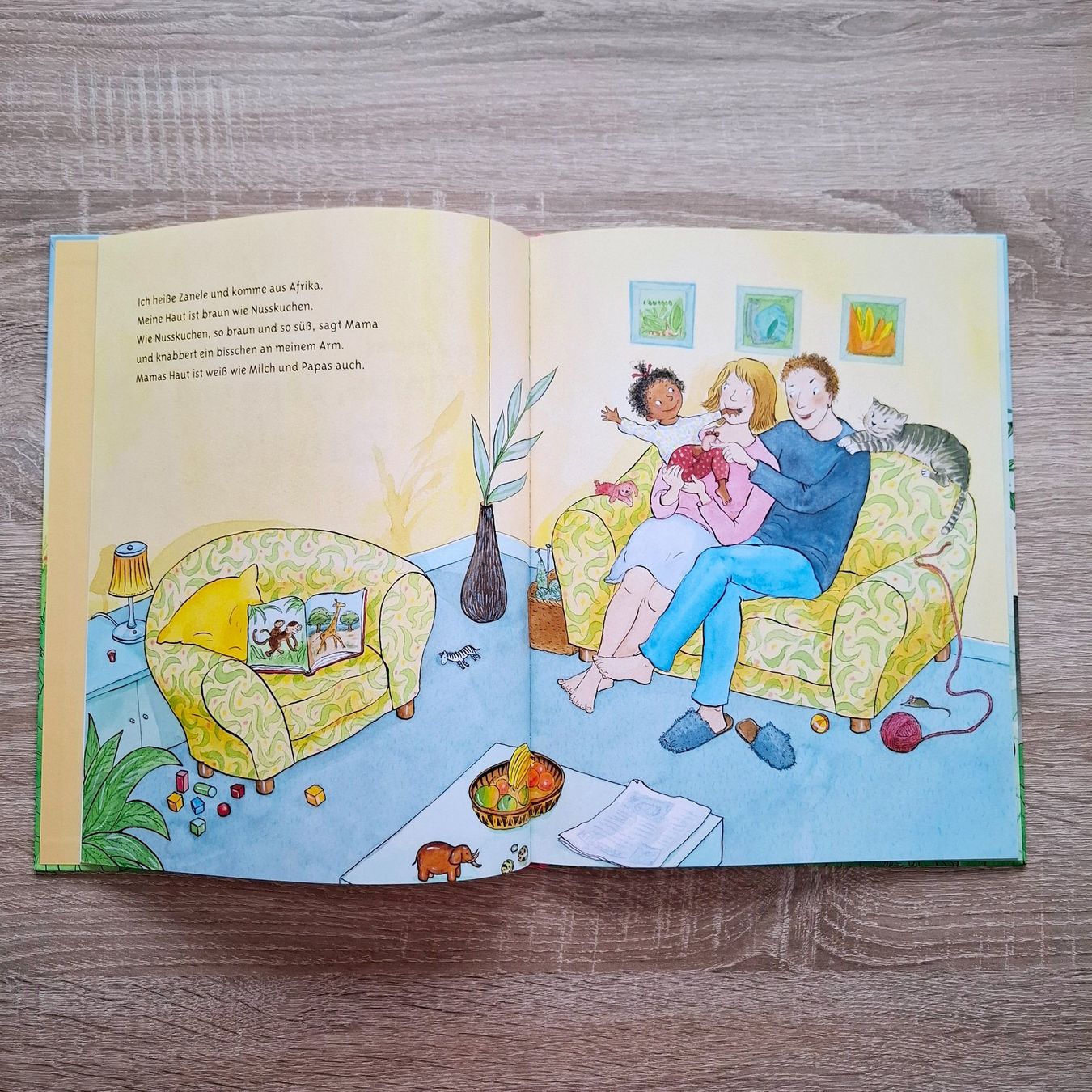 Libri: Kinderbuch "Mama, Papa und Zanele" – Usato da Hägglingen venduto da Pilipadin 2