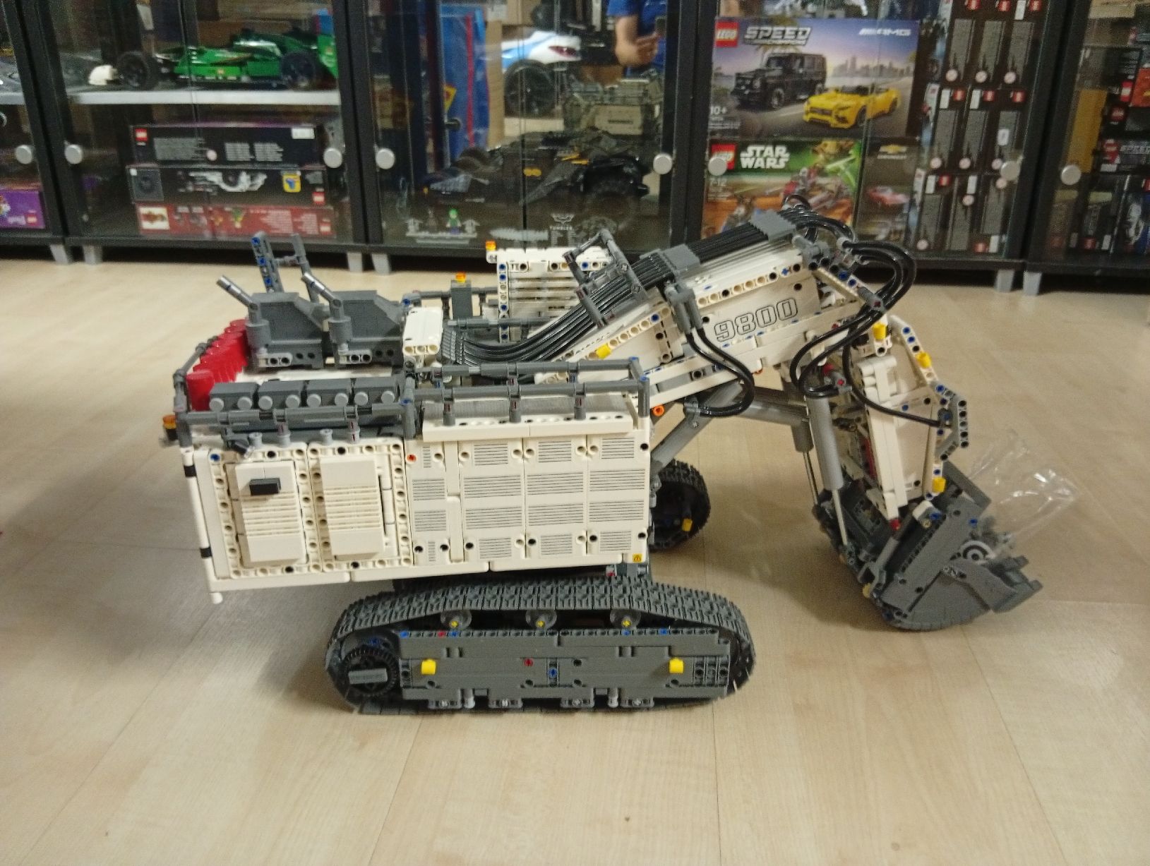 Lego Kit di costruzioni: Lego Technic 42100 Liebherr Bagger aufgebaut mit Anleitungen – Usato da Trun venduto da kawak1 3