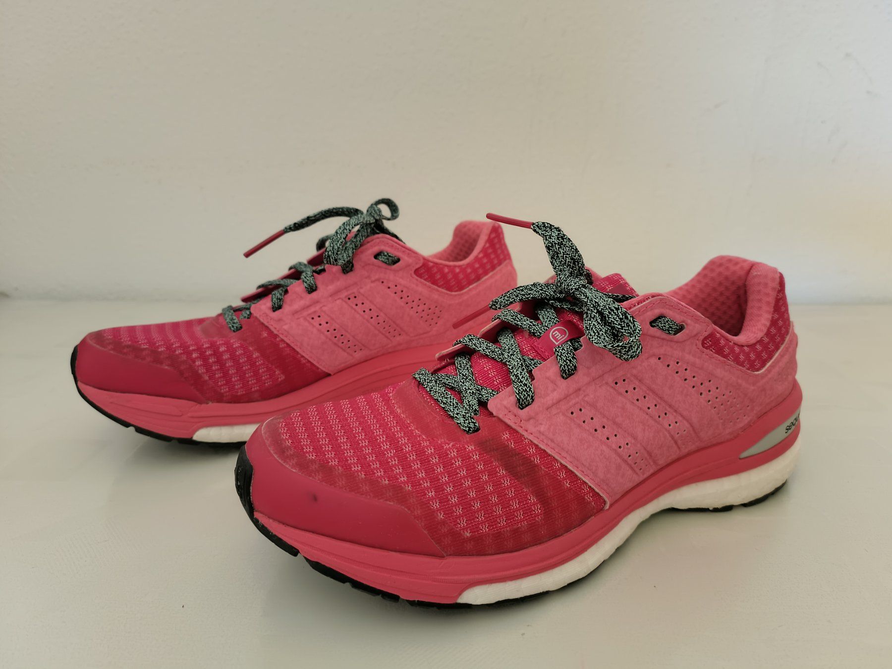 Adidas Damenschuhe: Adidas Supernova Sequence Boost Schuhe Gr 38 Damen pink – Gebraucht aus Oberhofen Thun'see von cri_6md2 3