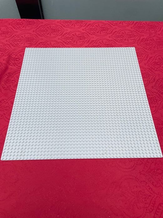 Lego Kit di costruzioni: Lego Bauplatte hell grau 38 x 38 cm – Usato da Bergdietikon venduto da antovale