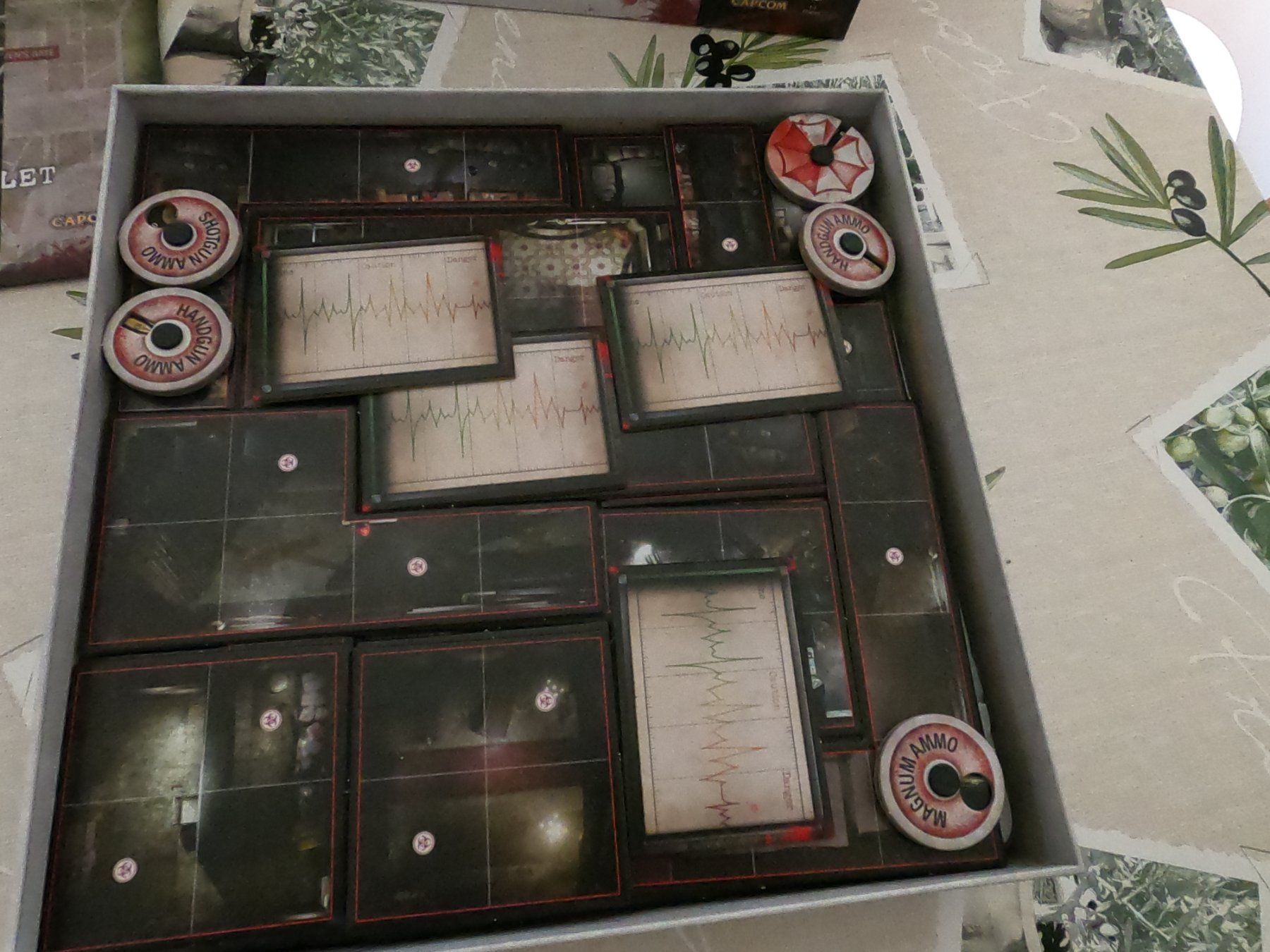 Spiele: Resident Evil 3 The Board Game Set – Gebraucht aus Zürich von rob_sq8s 8