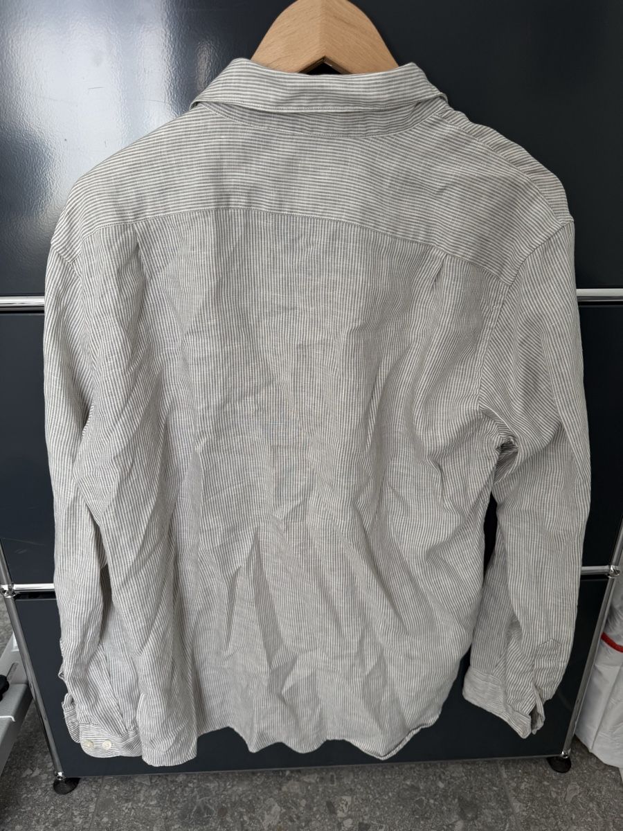 Hemden: UNIQLO Hemdbluse gestreift – Neu (gemäss Beschreibung) aus Birmensdorf ZH von nin.am 1