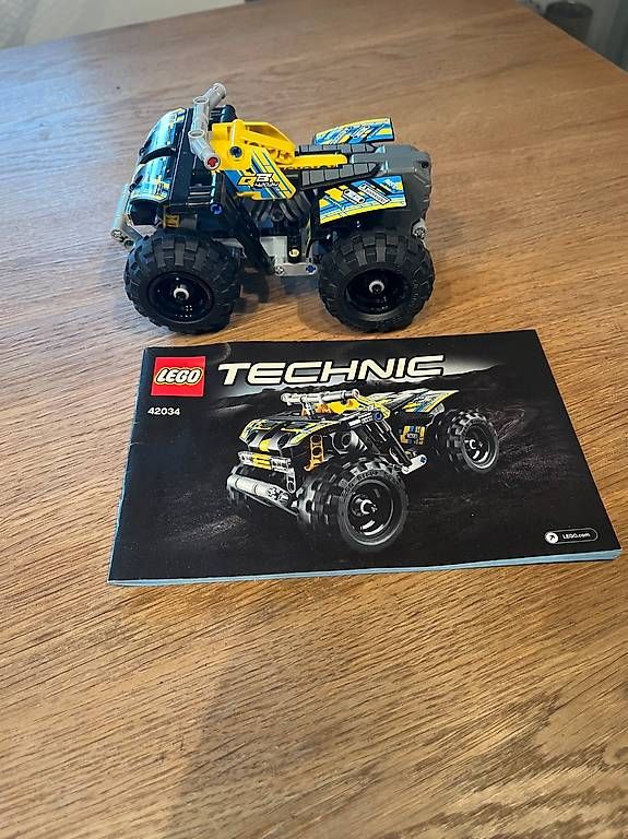 Lego Baukästen: LEGO Technic Action Quad – Gebraucht aus Olten von Einwegparadies