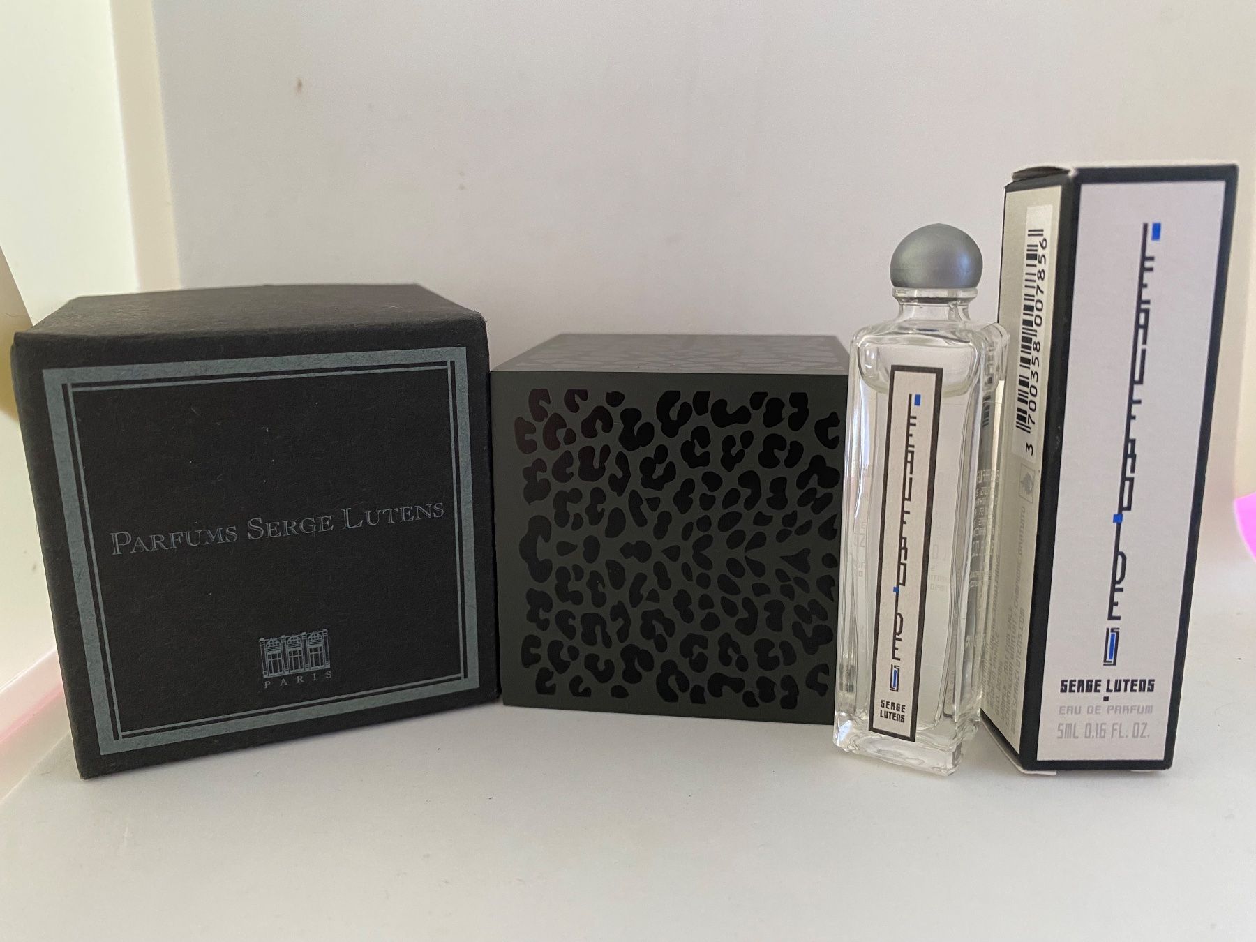 Serge Lutens Parfum & Eau de Toilette: Serge Lutens L’Eau set avec miniature – Neu und originalverpackt aus Bouveret von wes_7zll 1
