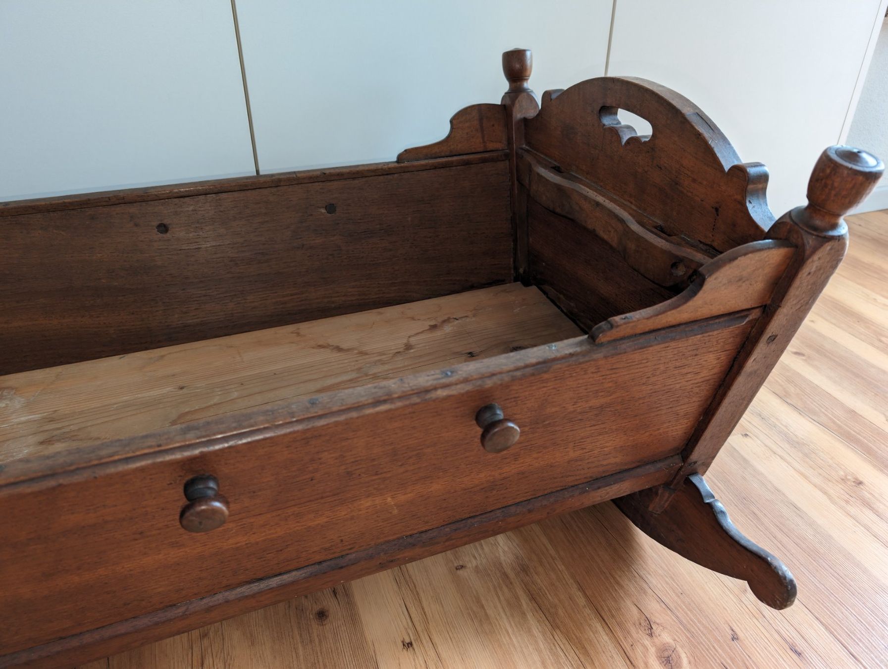 Letti: WIEGE / Kinderbett_ Holz 18.Jhdt. – Usato da Pfyn venduto da Magra02 7