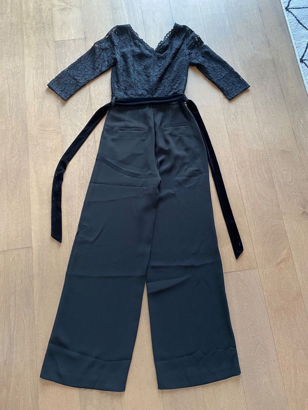 Esprit Jumpsuits: ESPRIT - eleganter Jumpsuit mit Spitze und Samt-Gurt – Neu (gemäss Beschreibung) aus Meilen von kleisi01 1
