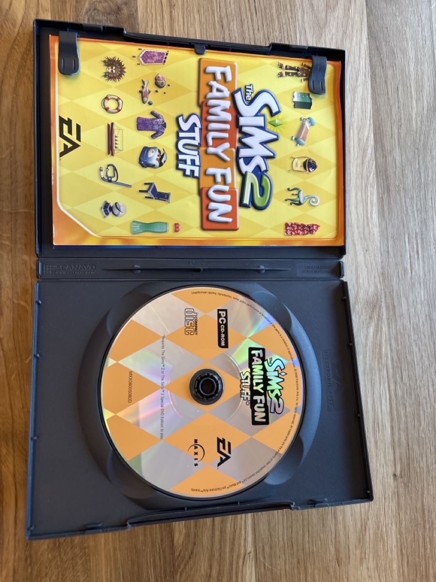 Giochi: Sims 2 - Family Fun Stuff – Usato da Zwillikon venduto da Rahel0013 1