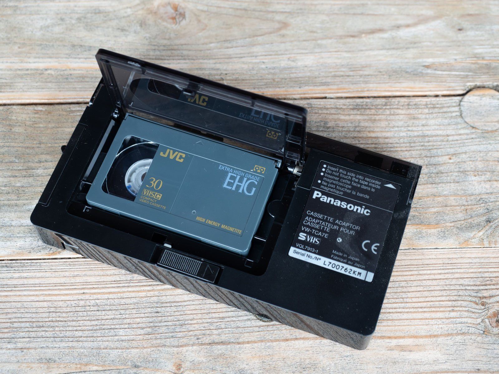 Tutti i VHS: Panasonic VHS-C Adapter-Kassette – Usato da Eschenbach LU venduto da macmala 1