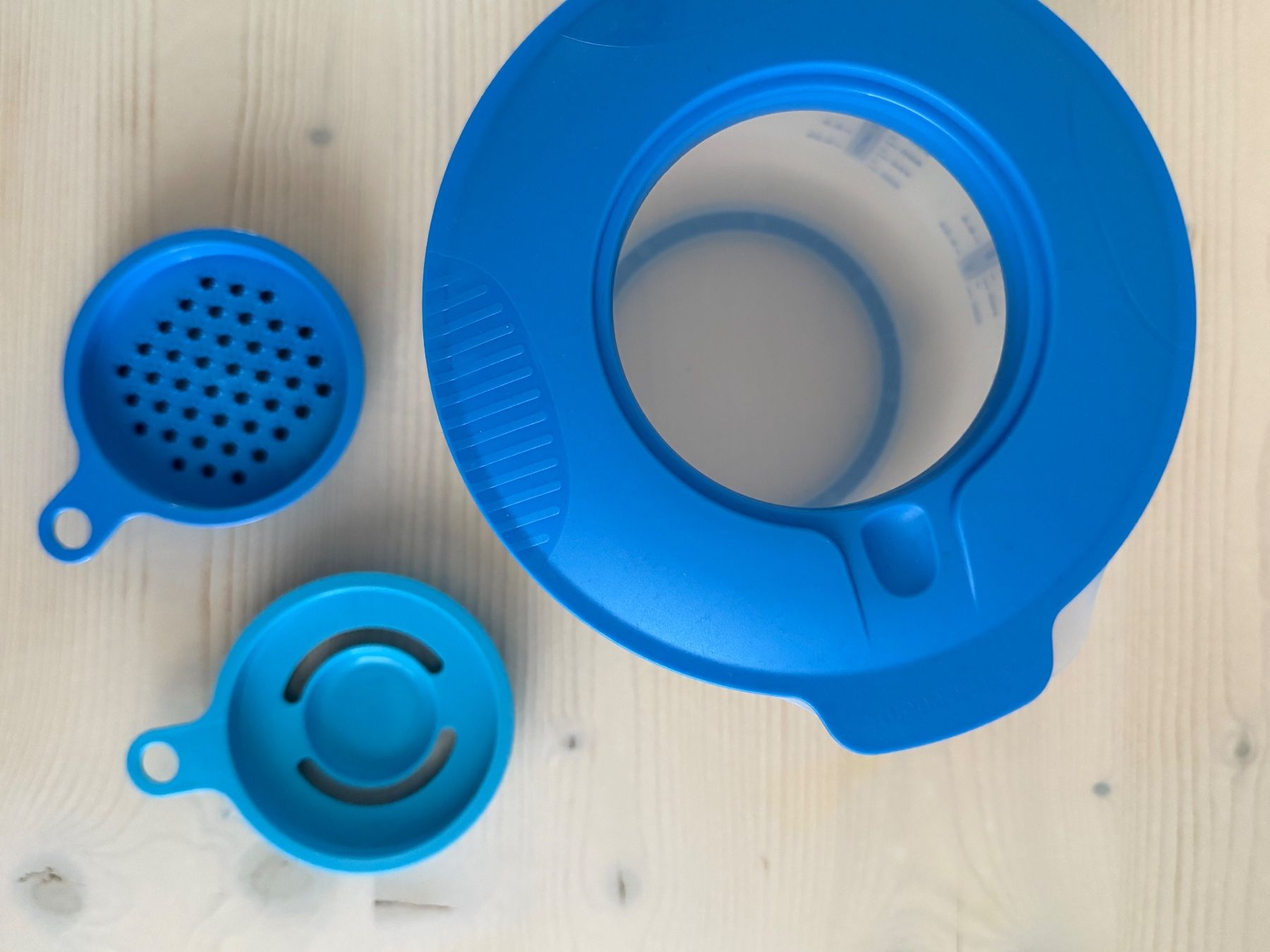 Tupperware Behälter & Ähnliches: Original Tupperware Messbecher mit 2 Einsätzen – Gebraucht aus Davos Platz von sam_xr2v 1