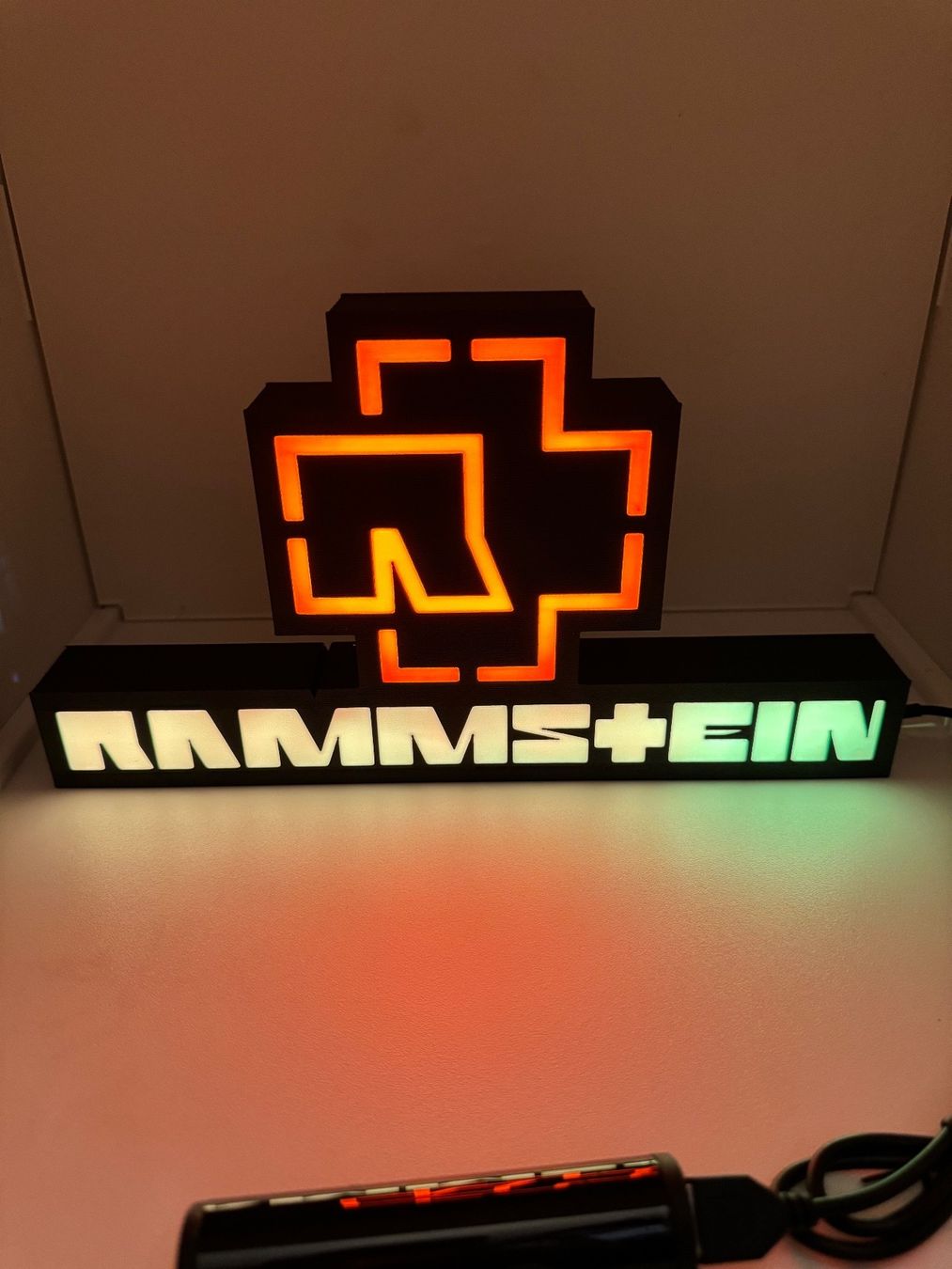 Lampade: Lightbox lampe led RAMMSTEIN RGB – Nuovo (secondo la descrizione) da Vicques venduto da PAMB3D 8