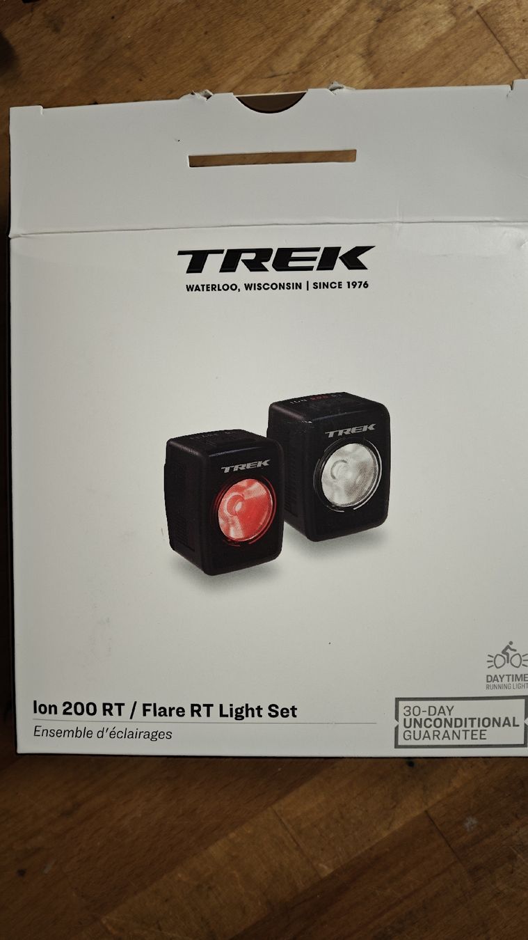 Lampes: Trek Beleuchtung ion 200 RT Flare RT – Neuf (Voir description) à Crésuz par Peyou80