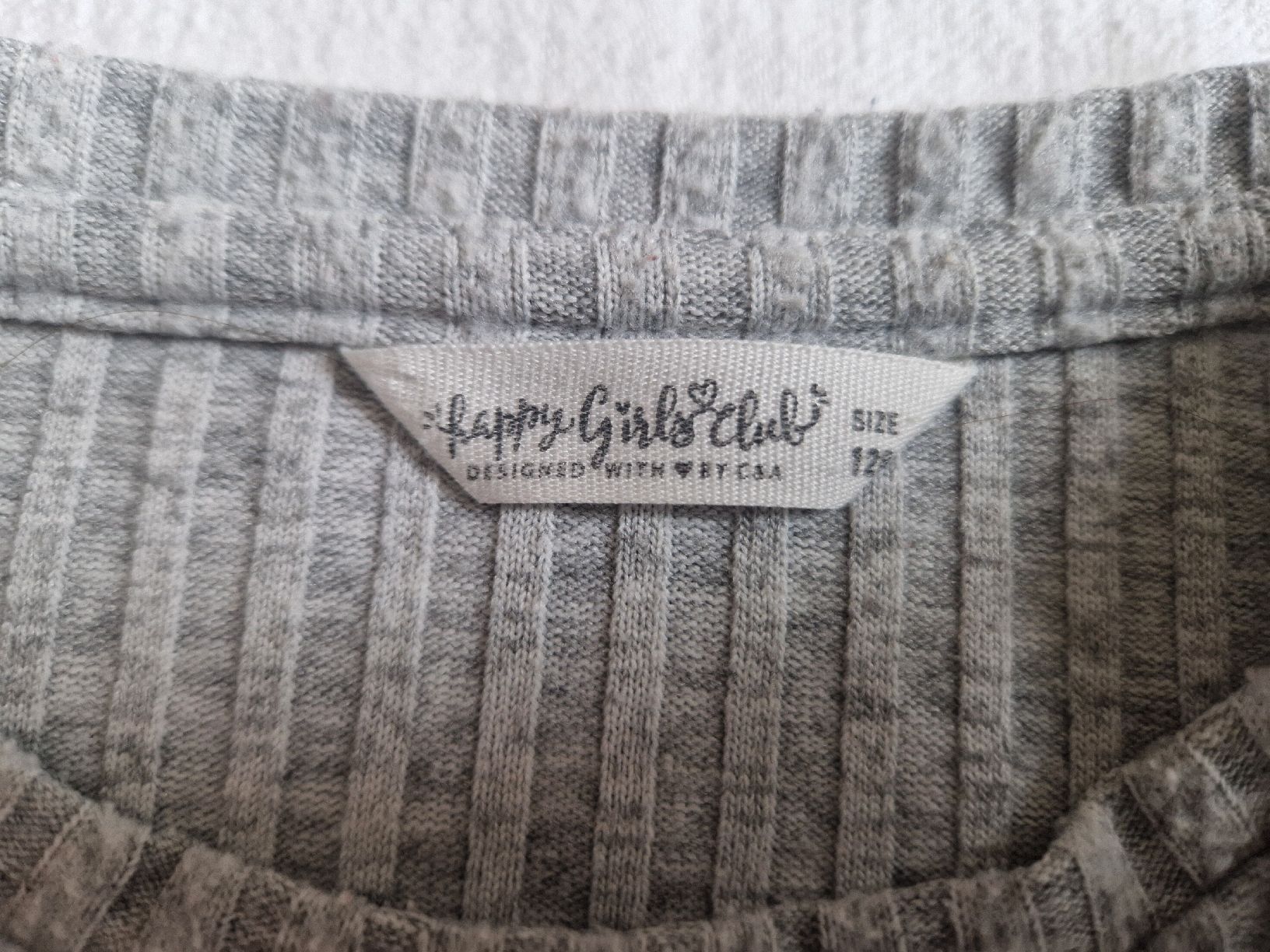 C&A Maglioni & Felpe: C&A Mädchen Pullover Grau Elegant Gr. 128 – Usato da Muri b. Bern venduto da rol_xtf8 2