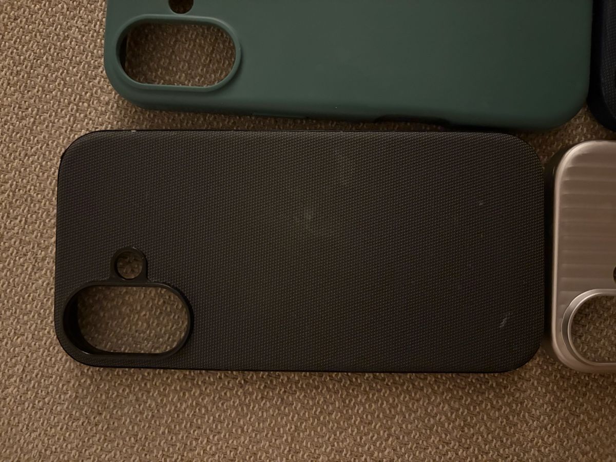 Coques & Protection écran: 4 iPhone 17 Cases – D'occasion à Zürich par von_sj9s 3
