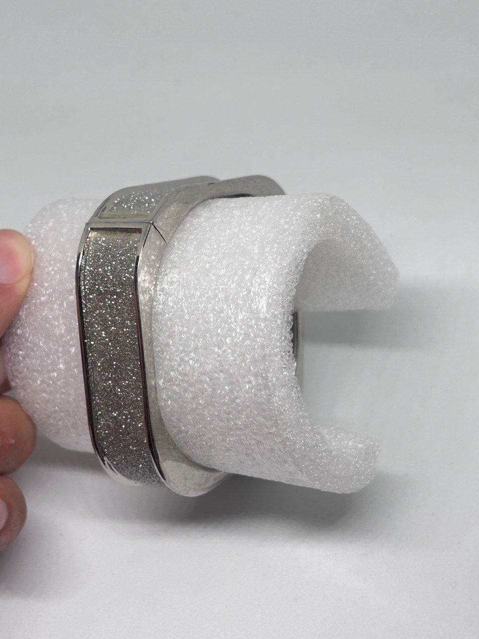 Bracciali & Braccialetti: Bracciale Rigido Argentato a Fascia – Usato da Giubiasco venduto da LorisVale 2