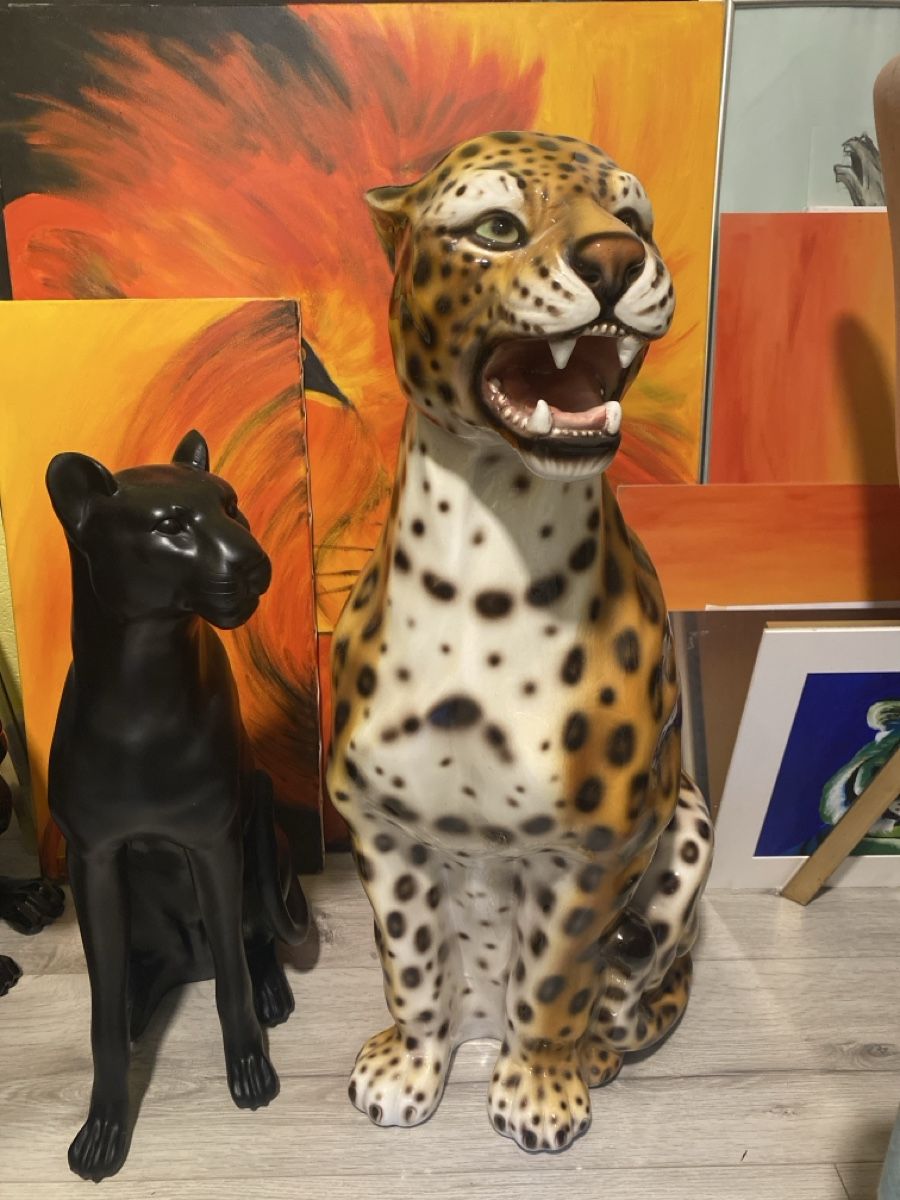 Figuren: antiker Porzellan Gepard – Gebraucht aus Wolfwil von ISAsShop