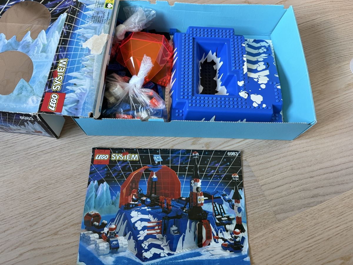 Lego Jeux de construction: LEGO System 6983 Ice Planet 2002 – D'occasion à Rafz par ciril0885 1