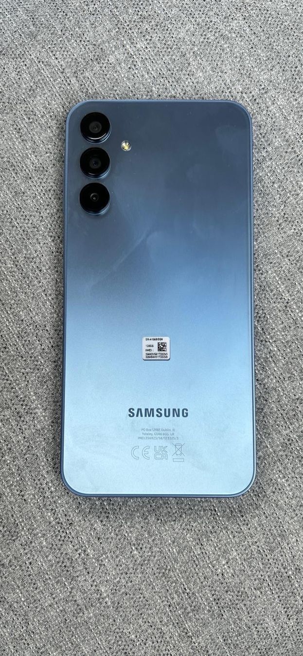 Samsung Portables: Samsung Galaxy A15 5G 128GB – Neuf avec emballage d'origine à Uerkheim par Pata180817 4