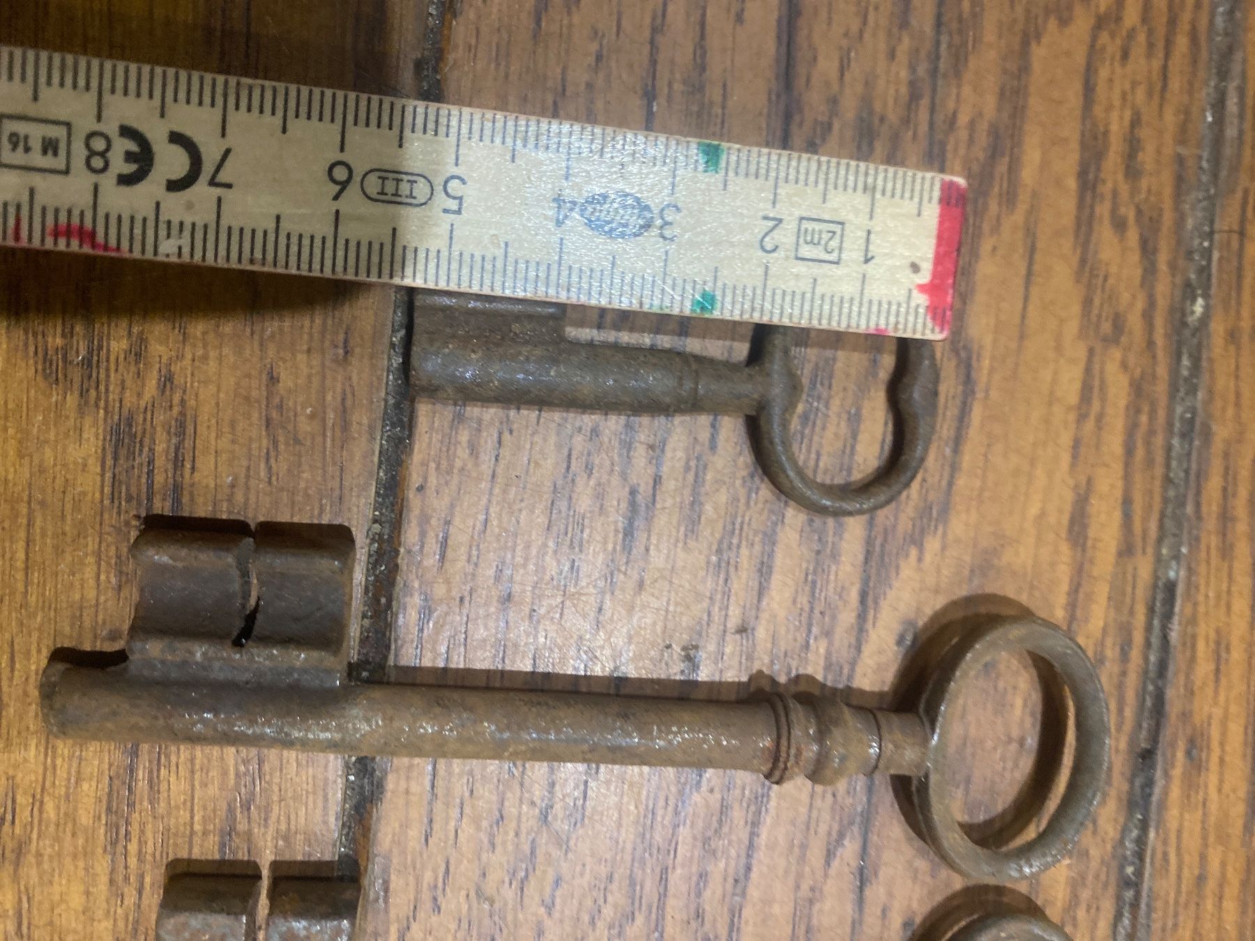 Chiavi: Lot clé clef ancienne 5-12cm W – Usato da Lajoux JU venduto da Briard0 2