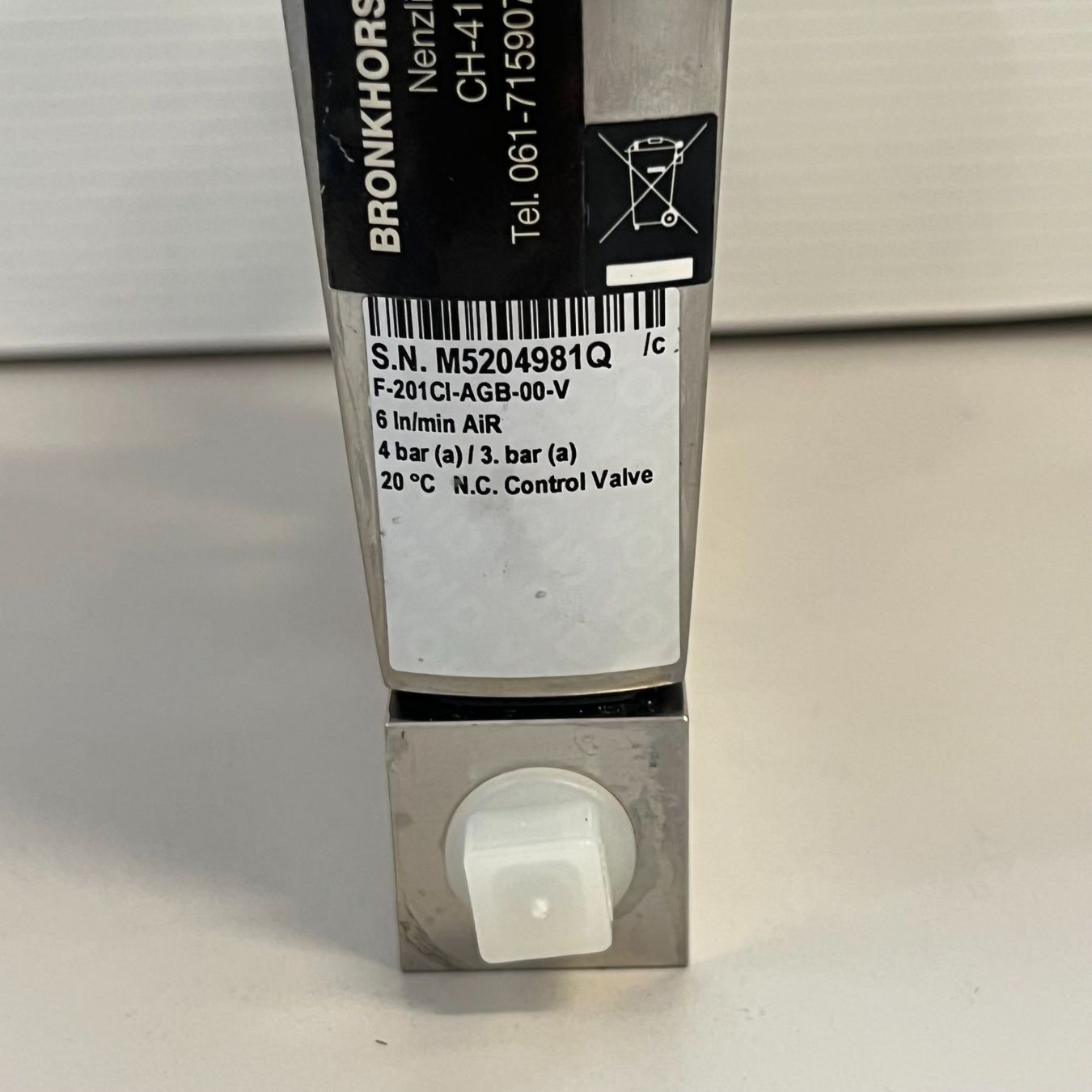 Accessori da laboratorio: Bronkhorst Mass Flow Controller F201 CI-AGB-00-V – Usato da Niederdorf venduto da LeptonAG_Labor 1