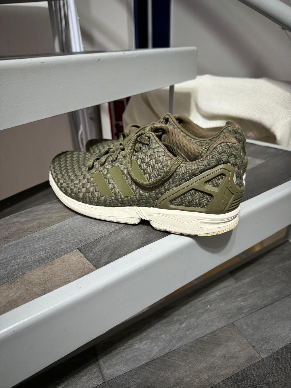 Adidas Herrenschuhe: Adidas Schuhe Olivegrün – Gebraucht aus Lupfig von Pluribus 2