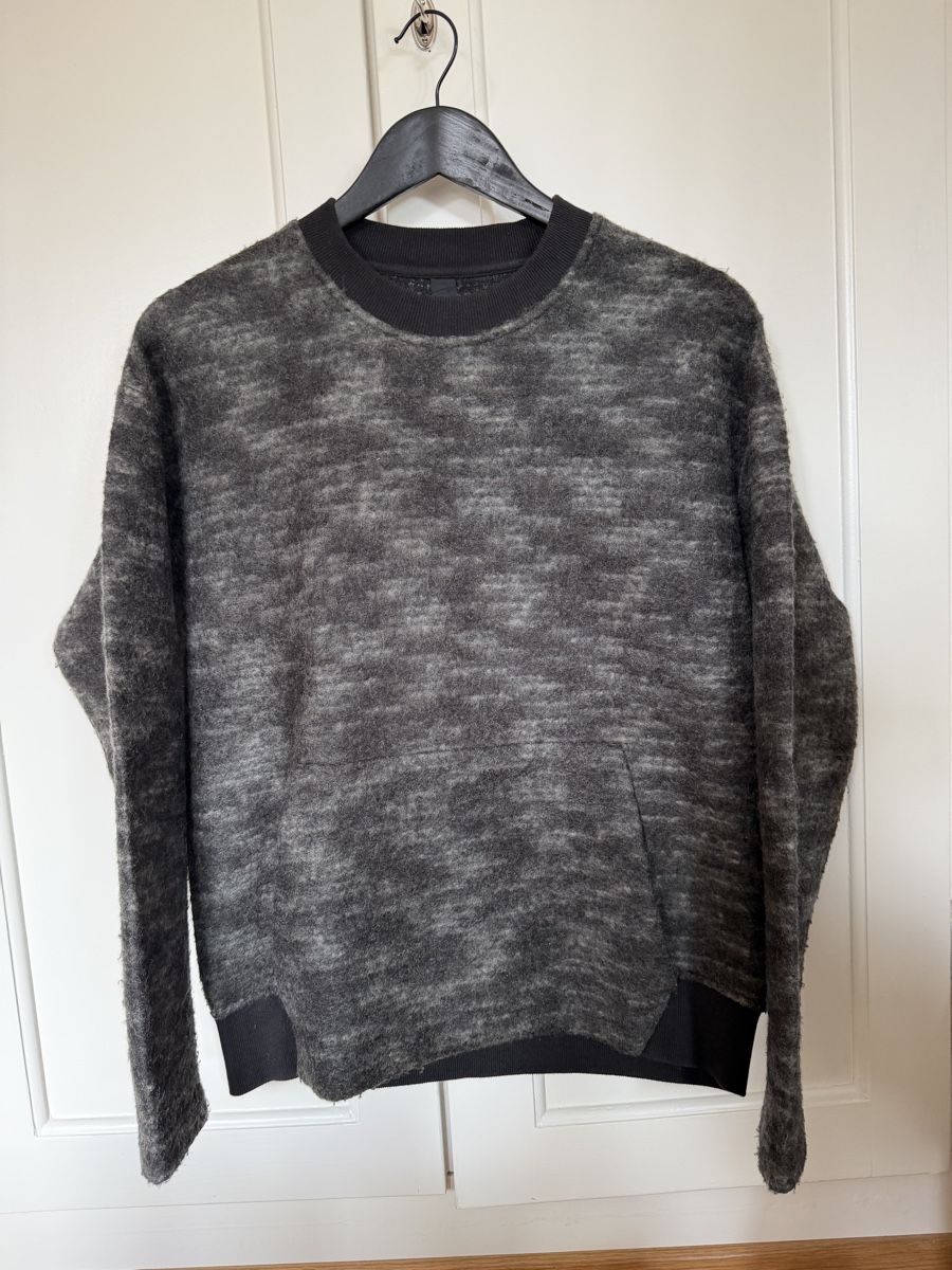 Maglioni & Felpe: Brooklyn's Own Rocawear Gray Pullover - Cozy Fall Style! – Usato da Zürich venduto da shop_all