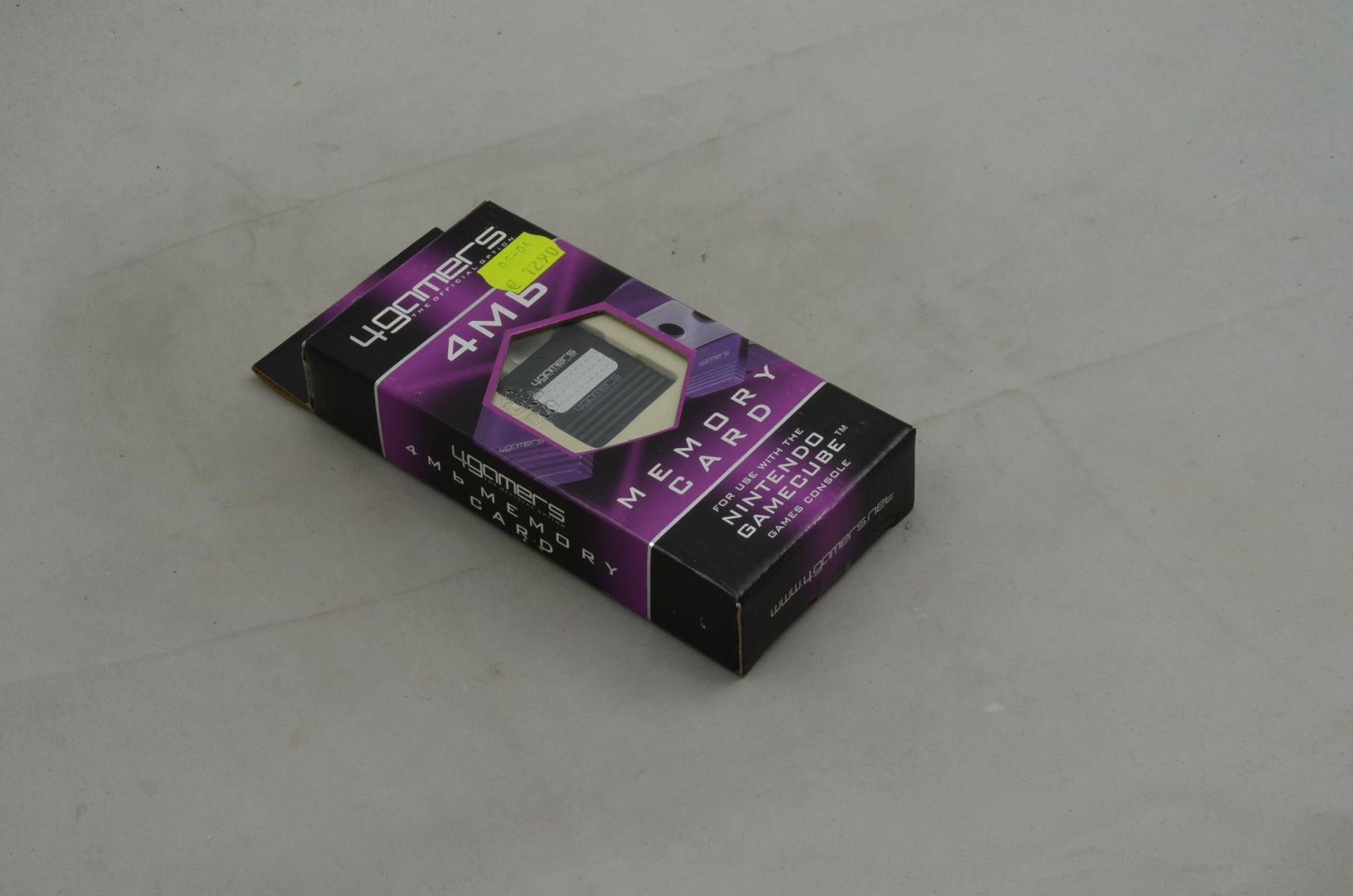 Memory unit & Memory card: 4gamers 4MB Memory Card GameCube OVP – Nuovo (secondo la descrizione) da Buchs AG venduto da SellAndBuyX 4