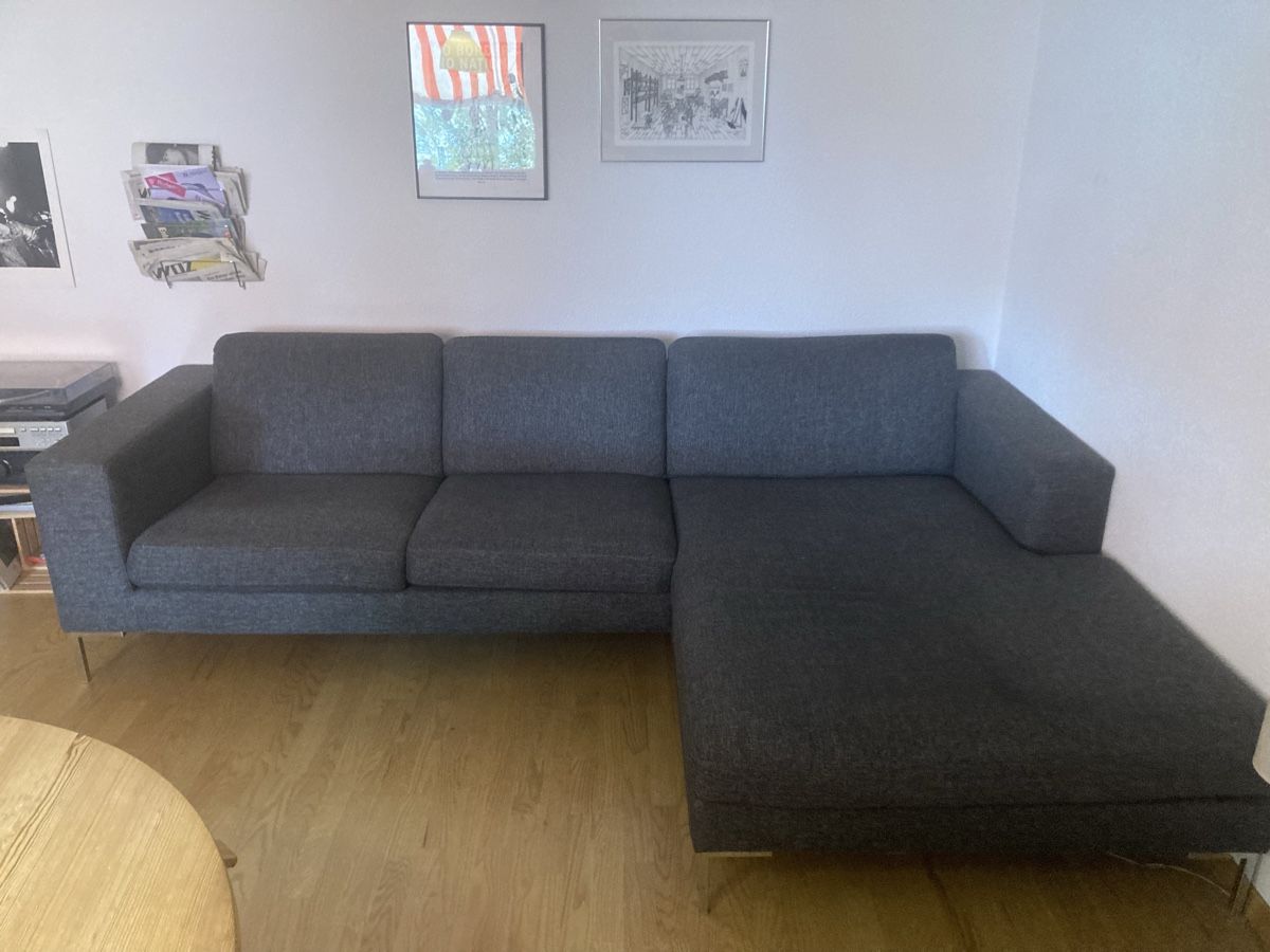 Sofas: Gemütliches dunkelgraues Ecksofa, waschbar – Gebraucht aus Bern von mar_9568
