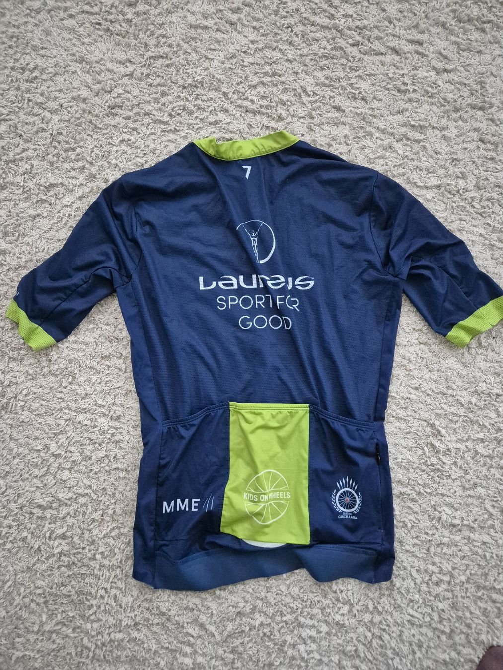 Leibchen & Hosen: Fahrradset – Gebraucht aus Steinhausen von des_zv87 1
