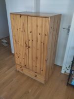 Armoire / penderie en bois massif