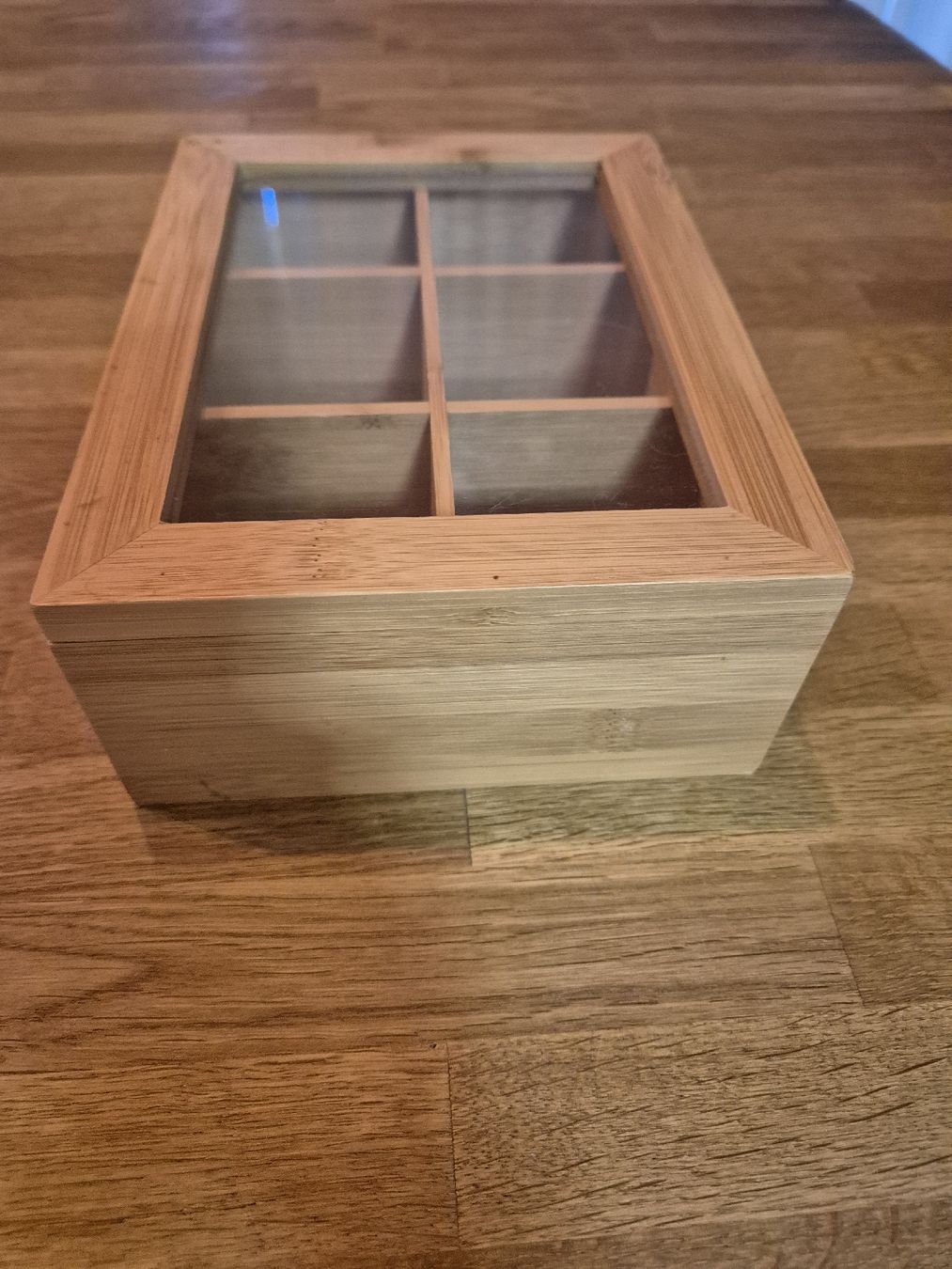 Altro per la casa: Holz Tee Box mit 6 Fächern Glasdeckel guter Zustand – Usato da Uster venduto da bar_99f8 1