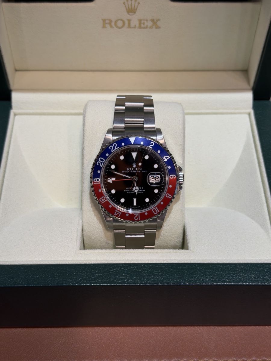 Rolex Uhren: Rolex GMT Master II - 16710 - Pepsi – Gebraucht aus Zürich von Watches-Co. 1
