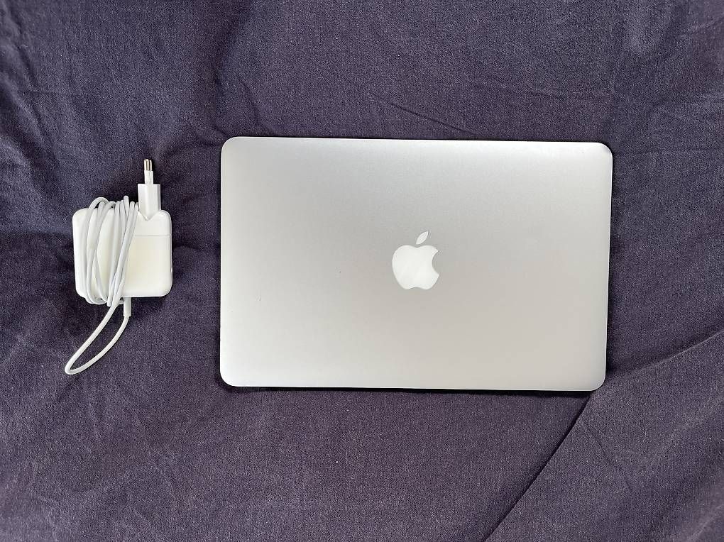 Apple Notebooks: MacBook Air 11' A1465 – Gebraucht aus Winterthur von pis_pg89 1