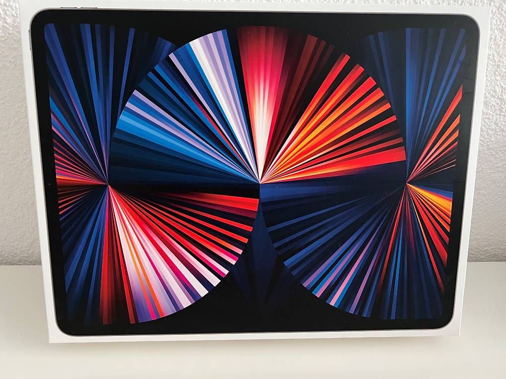 Tablet PC: iPad Pro 12.9'' + Magic Keyboard – Neu (gemäss Beschreibung) aus Hausen AG von hevinisbert 5