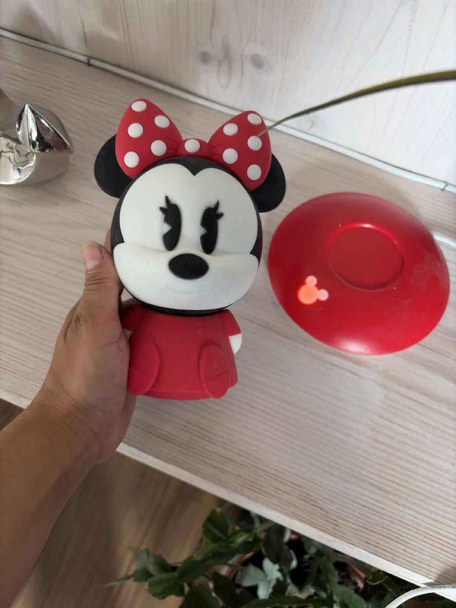 Disney Lampade: Minnie Maus Nachtlicht mit rotem Dot-Bogen – Usato da Opfershofen TG venduto da dan_nxk8 1