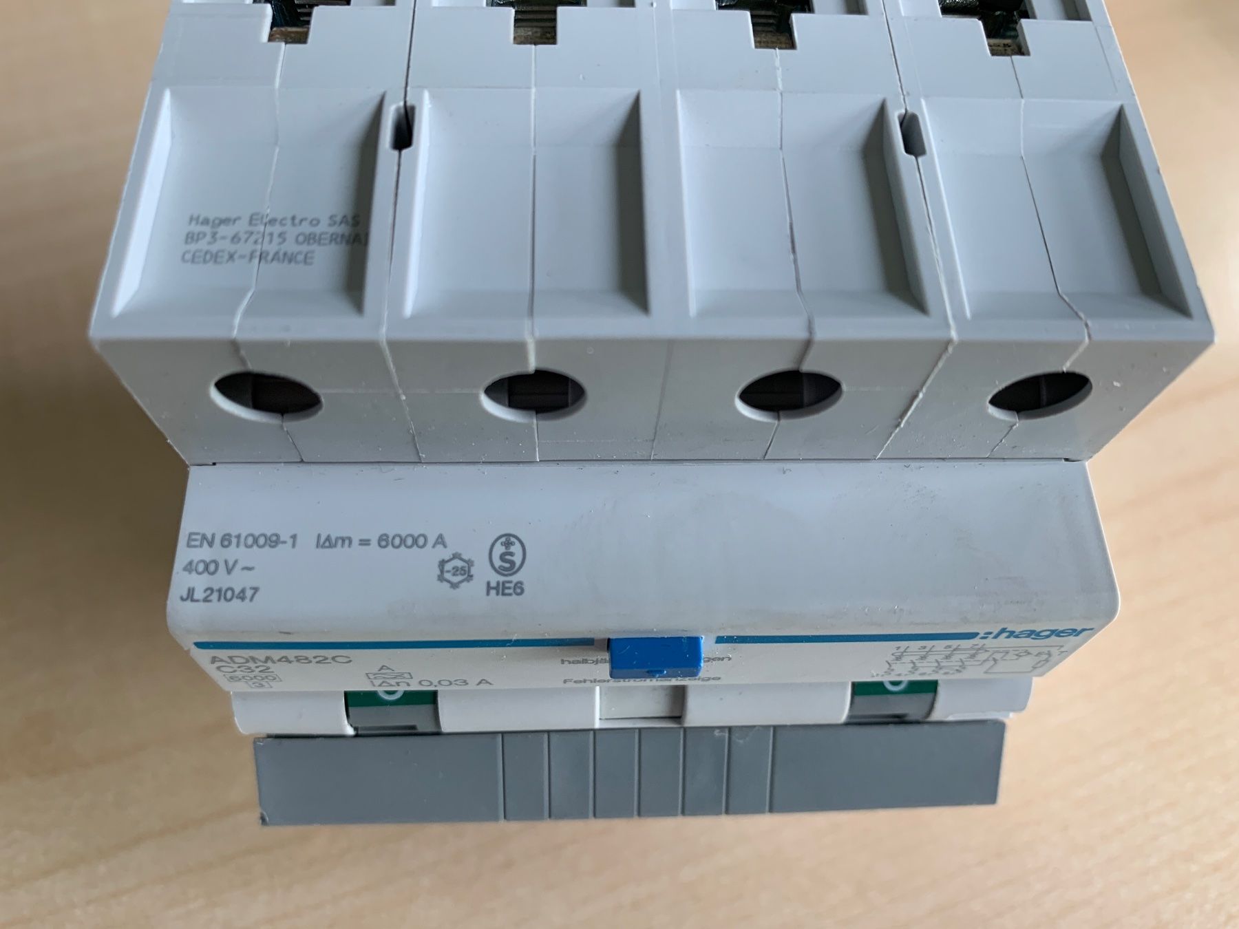 Hager Schalter: FI/LS RCD Schalter Hager 4P C32 30mA A – Neu (gemäss Beschreibung) aus Maienfeld von  2