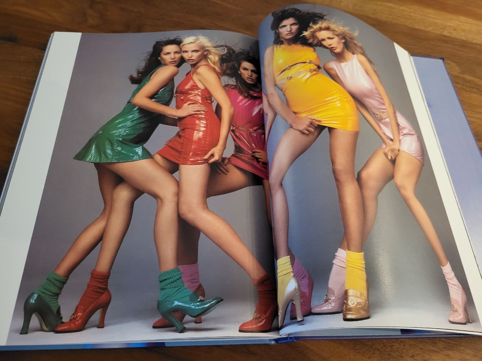 Libri: Gianni Versace Buch  – Nuovo (secondo la descrizione) da Fruthwilen venduto da Mostro-Medusa 6